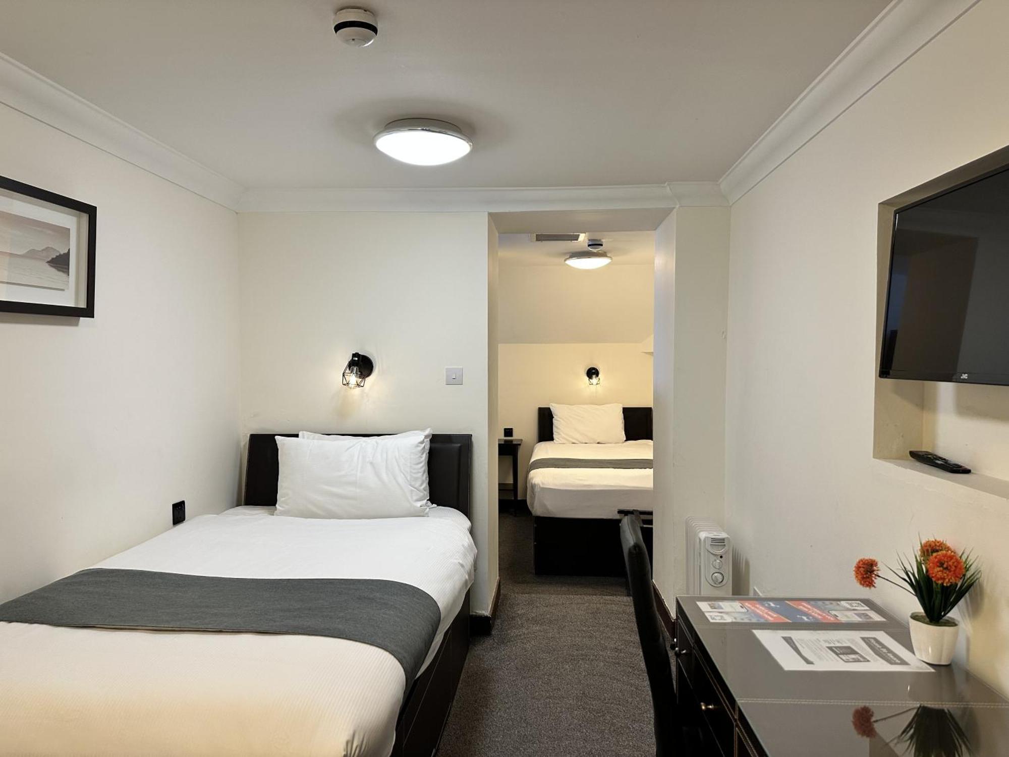 The Royale Chulan Hyde Park Hotel Londra Exterior foto